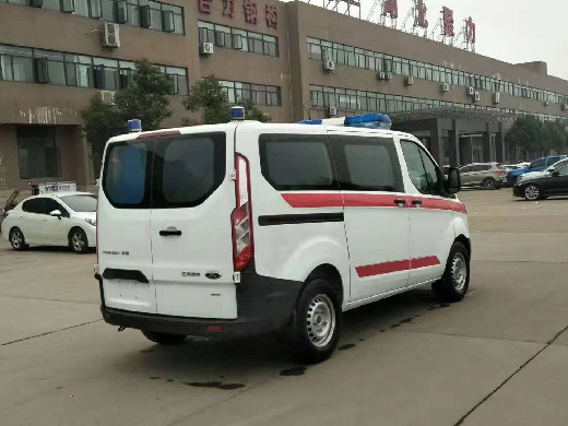 北京租赁私人救护车联系方式
